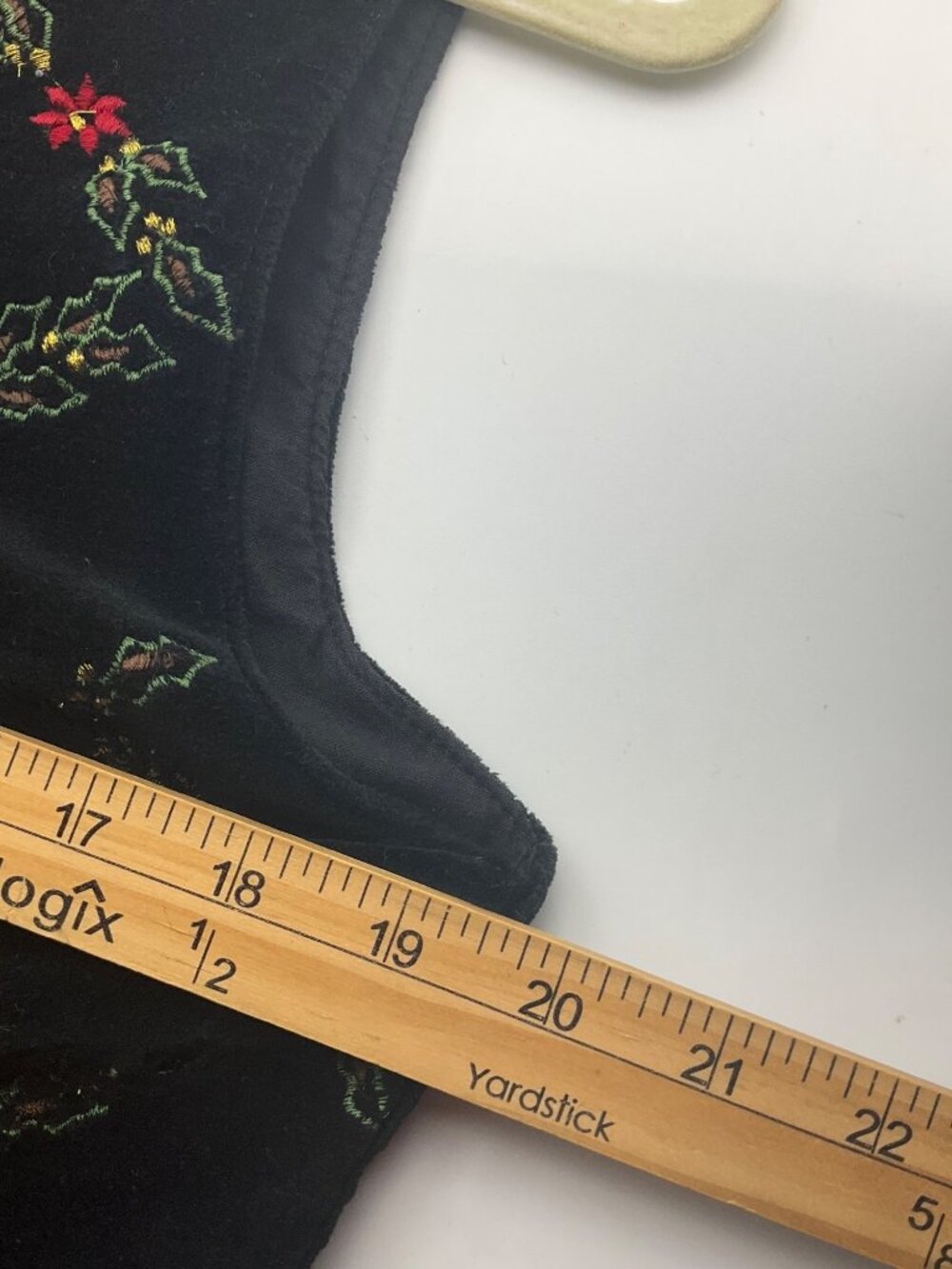 Vintage Chrysantheme L Black Velvet Vest Poinsettia Embroidery Adjustable Preppy - Picture 9 of 15